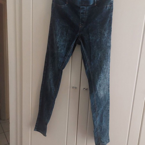 Elastic jean leggings Pull & Bear size 40 like new, blue