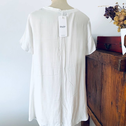 Asymmetric V-neck blouse new, size S-M, white