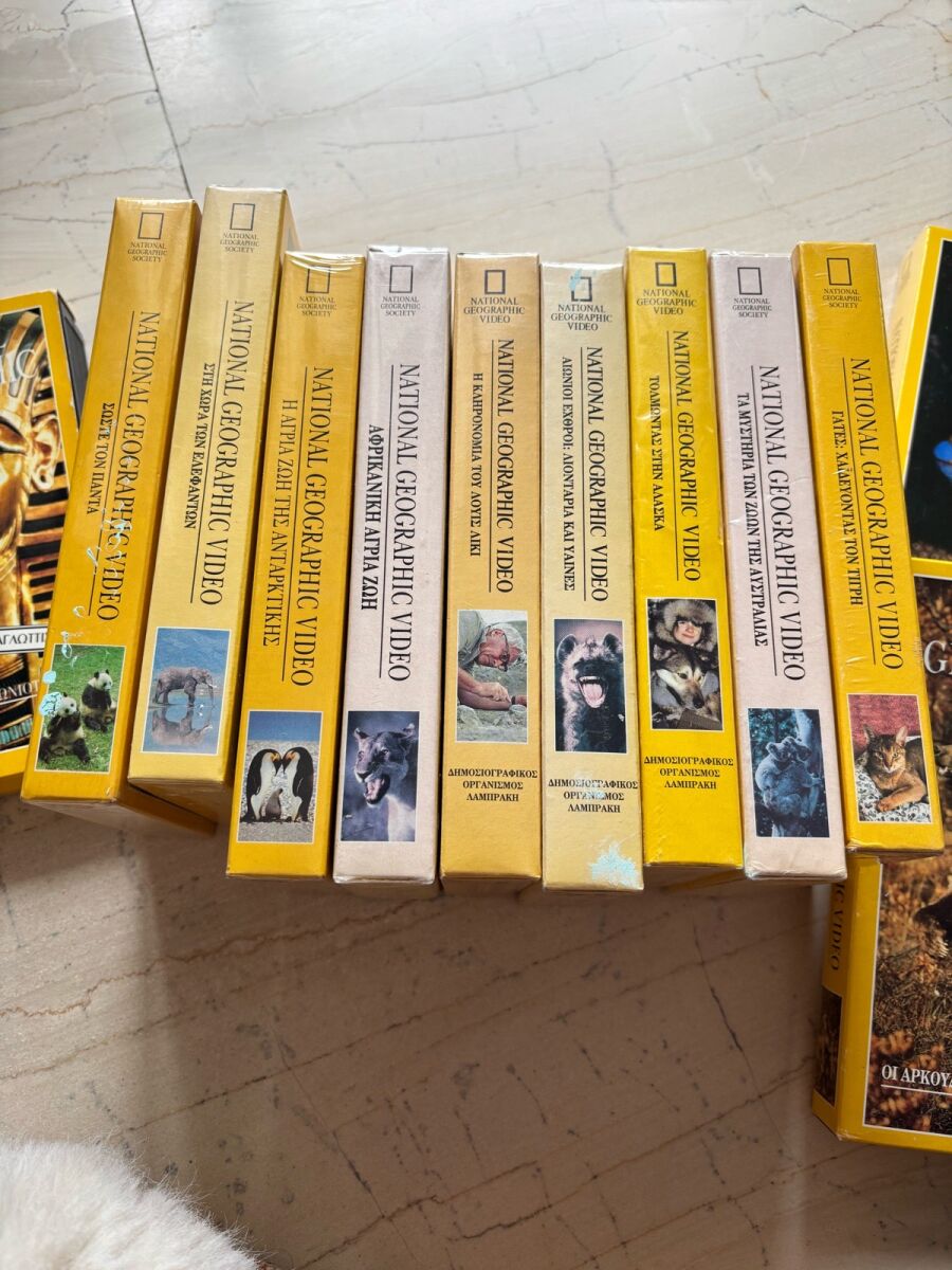 National Geographic VHS collection and… - € 32,00 - Vendora.cy