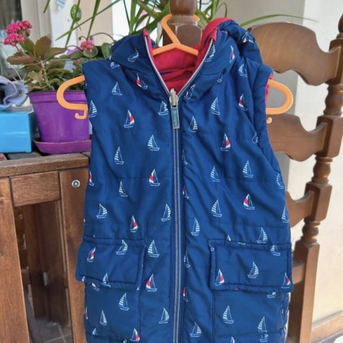 Alouette Reversible Vest Like New For 2-Year-Olds Red And Blue