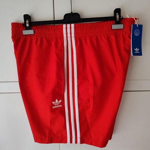 Adidas μαγιό καινούργιο με ετικέτα, μέγεθος XL σαν καινούργιο