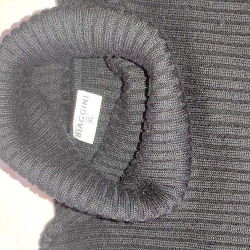 Black XL pullover sweater used