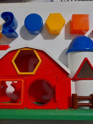 Set of 3 educational toys like new with farm and musical piano