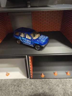 Jeep Grand Cherokee 1999 1/58 Matchbox used