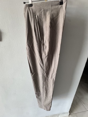 Pink Woman gray pants XS 34 6 like new, thin and cool