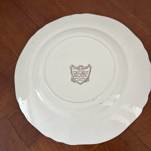 Alfred Meakin plates, set of 2, England
