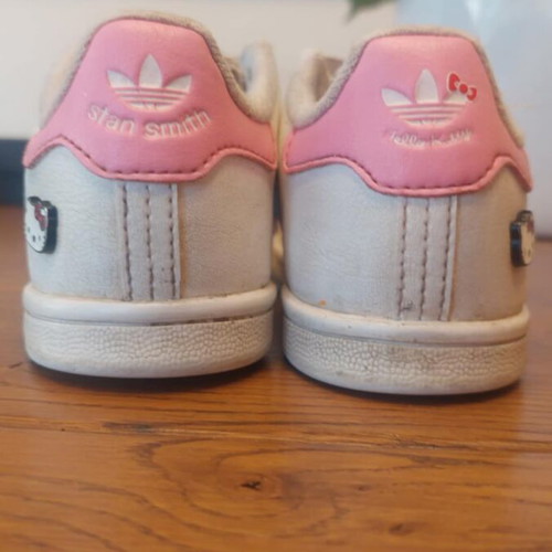 adidas gazelle silver green womens Hello Kitty and Friends Stan Smith Shoes