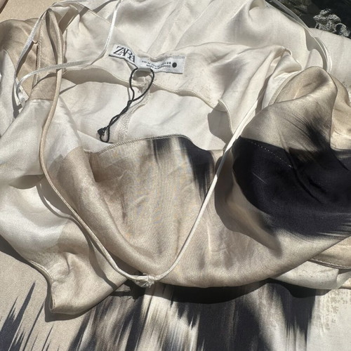 Zara dress new, size M, black and beige