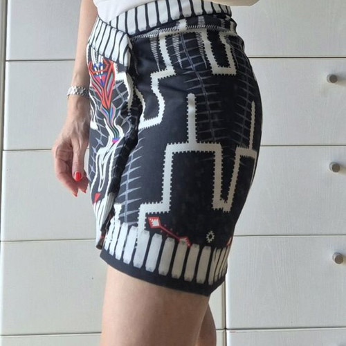 Peace And Chaos wrap skirt new, black and white