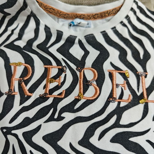 Girls' short sleeve blouse used, ages 9-10
