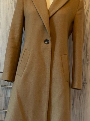 Zara coat used, brown, A silhouette