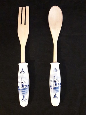 Vintage salad serving set from Netherlands used, Delft Blue hand painted