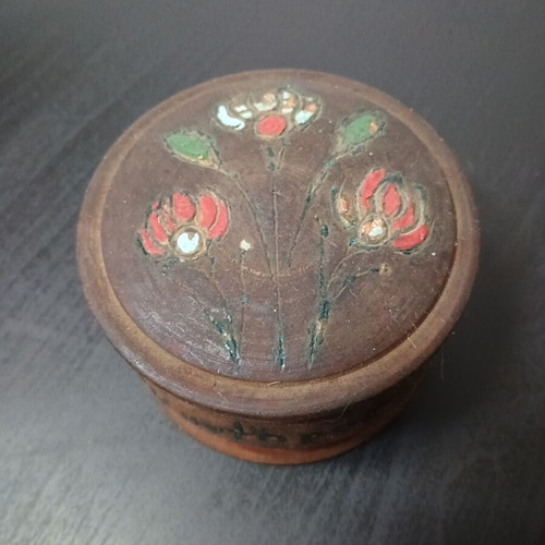 Vintage round wooden box with floral design