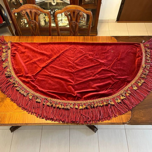 Tablecloth used with 160cm diameter and stain