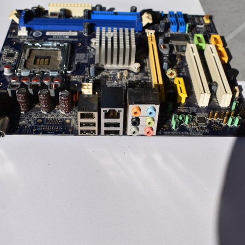 Mainboard Motherboard Foxconn used, broken for spare parts