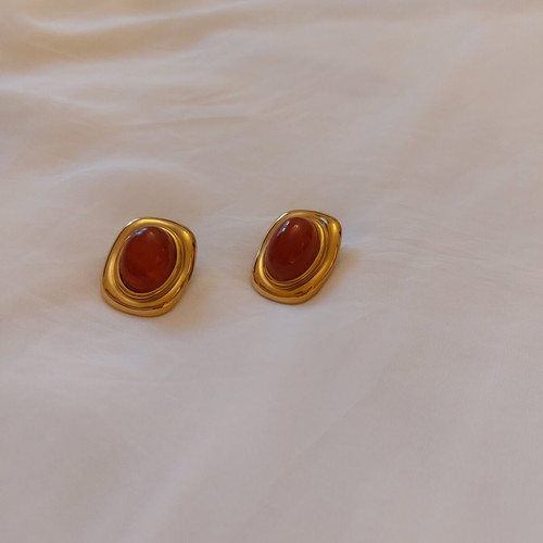 Vintage gold earrings with oval red ceramic stone like new