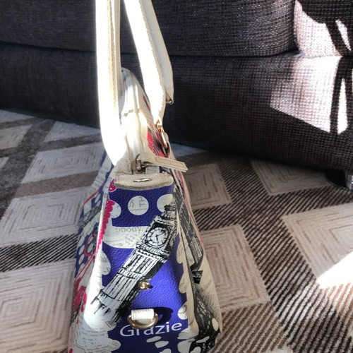 Shoulder/hand bag used, in good condition