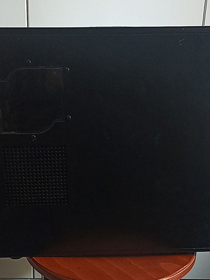 Thermaltake VL80001W2Z V3 Black Edition PC case like new