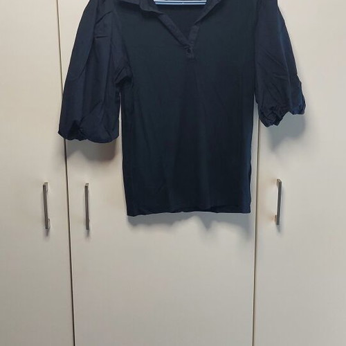 Women's T-shirt XS/S dark blue with puffed short sleeves like new