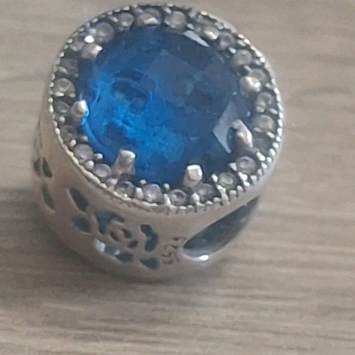Charm for bracelets with blue crystal and zircon stones like new