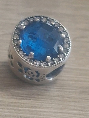 Charm for bracelets with blue crystal and zircon stones like new