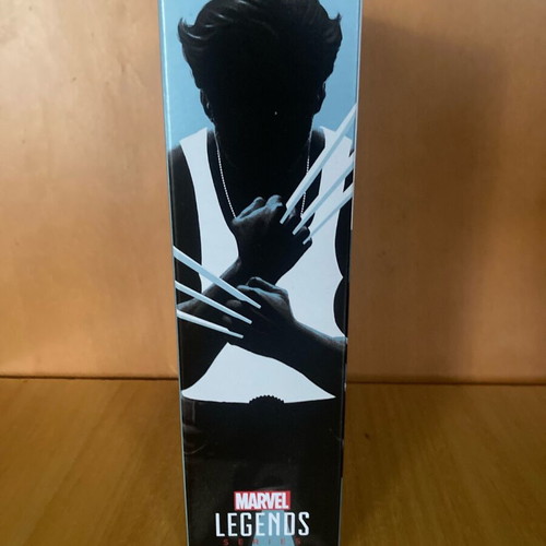 Marvel Legends X-Men 20th Anniversary Amazon Exclusive Wolverine like new