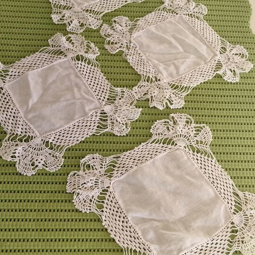Vintage handmade crochet doilies set of 4, like new