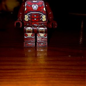 Lego minifigure iron man