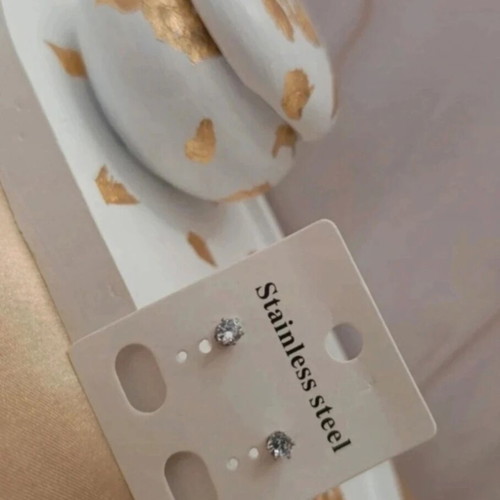 Stainless steel earrings with diamonds new, silver
