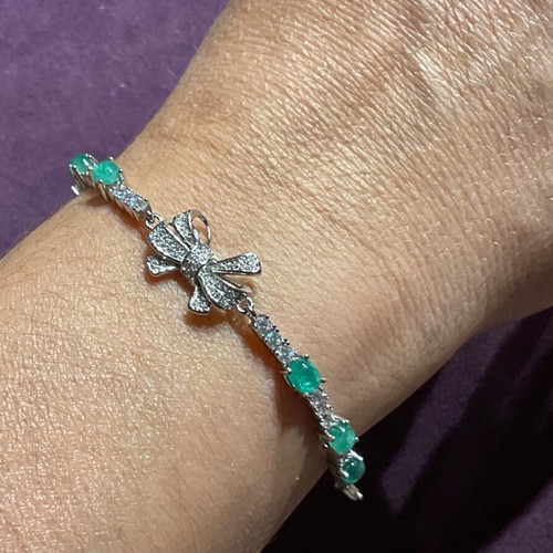 Silver bracelet with natural emeralds and certificate of authenticity new