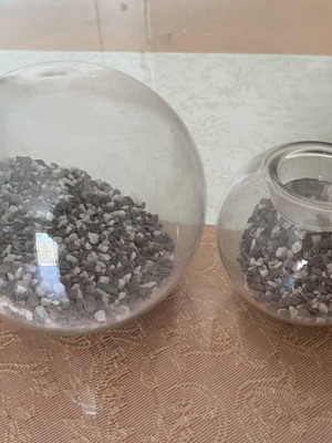 Decorative items set of 2 like new