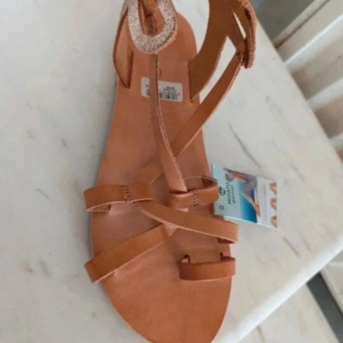 Leather platform sandals size 39, new, brown