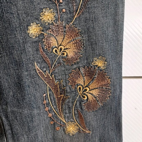 Jeans woman embroidered like new, size 36