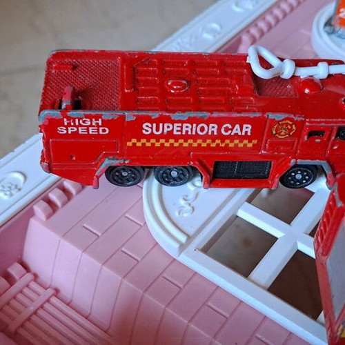 Fire brigade used, 4 metal vehicles