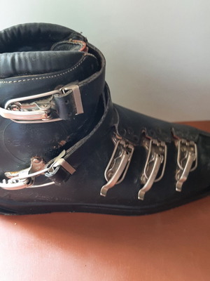 Vintage German leather ski boots used, 1960s