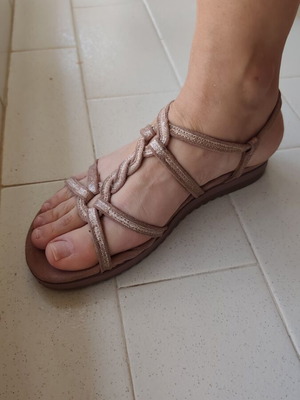 Pink sandals used size 37