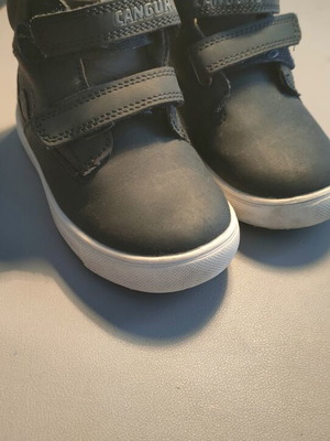 Canguro Kids Boots size 23 like new, navy blue and black