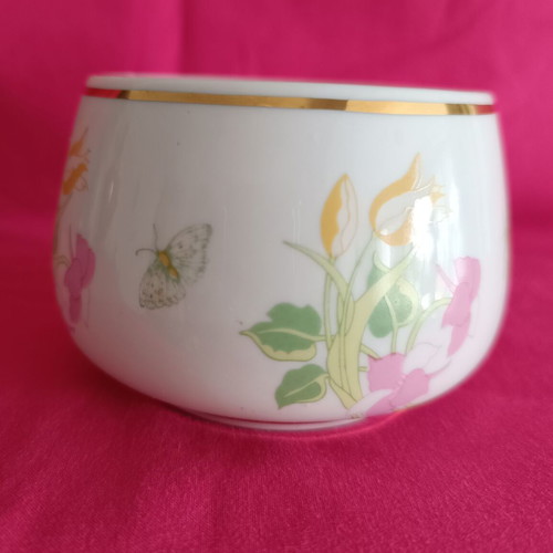 Limoges bonbonnière from French porcelain like new