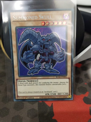 Summoned Skull Secret Rare κάρτα καινούργια