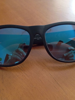 H&M Kids Sunglasses like new, black