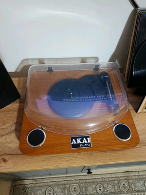 Akai Retro turntable used for spare parts