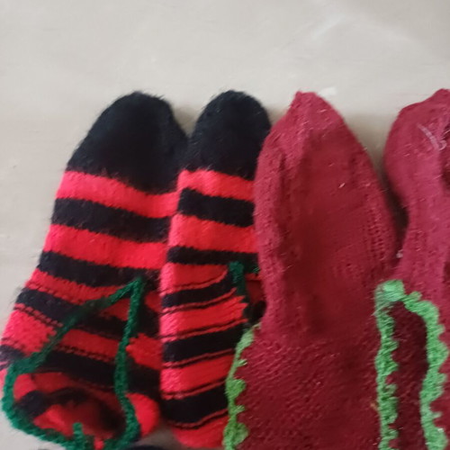 Pasoumia new, pack of folk art slippers