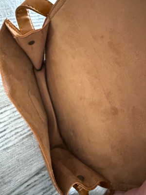 Shoulder bag new camel color with embossed designs