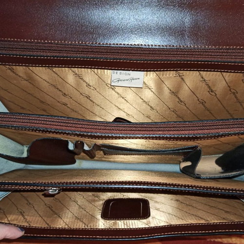 Gérard Henon professional leather briefcase used, brown