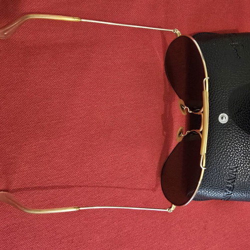 Ray-Ban USA Vintage 1980s B&L Aviator sunglasses, gold