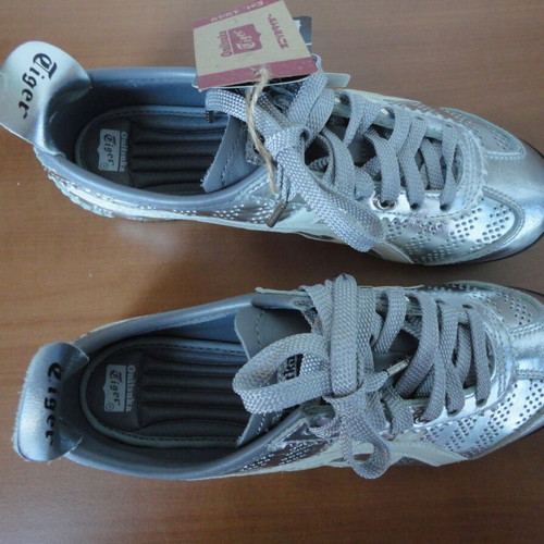 Asics Onitsuka Tiger Mini Cooper new women's sneakers size 37, silver