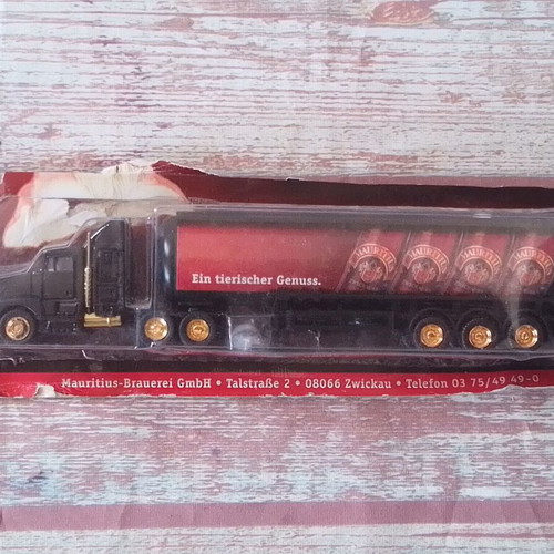 Collectible Hummer German beer delivery truck like new