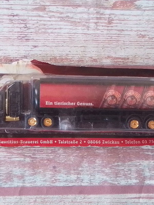 Collectible Hummer German beer delivery truck like new
