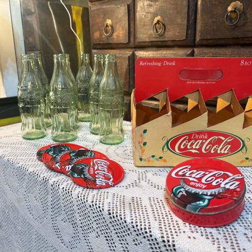 Coca Cola 8 glass bottles with 6 coaster set gift
