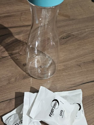 Μπουκάλι φιλτραρίσματος νερού 1 λίτρο με 4 ανταλλακτικά φίλτρα Laica καινούργιο